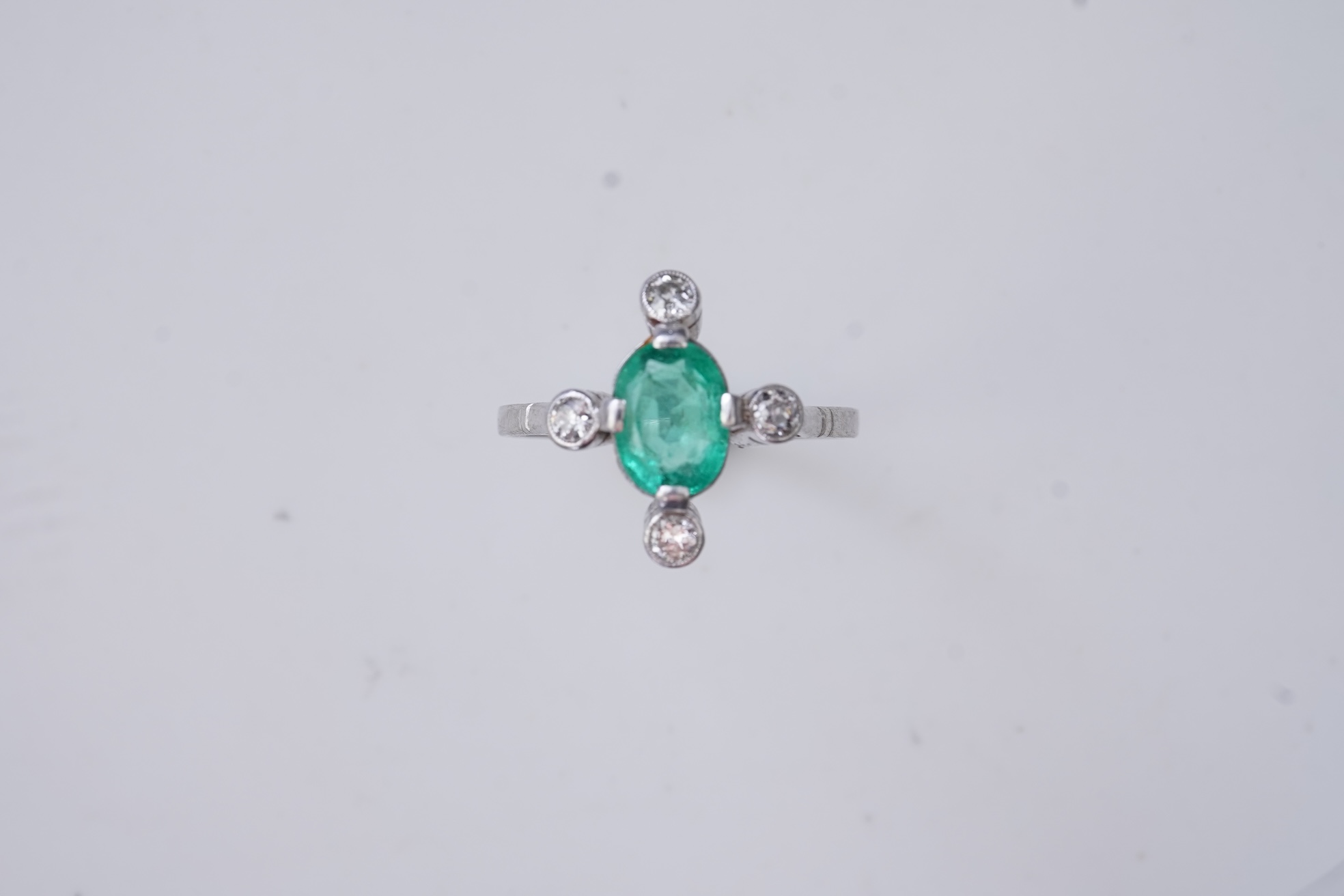 An Art Deco emerald and diamond ring, first half 20th century